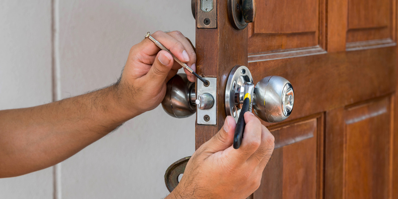 Professional Locksmith Services: Unlock Your Way to All Locked Door Issues