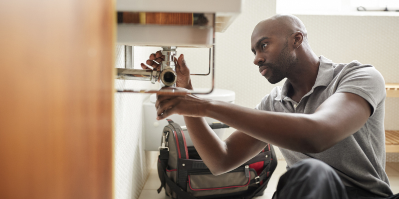 plumbing services that anyone should be able to do with basic tools 