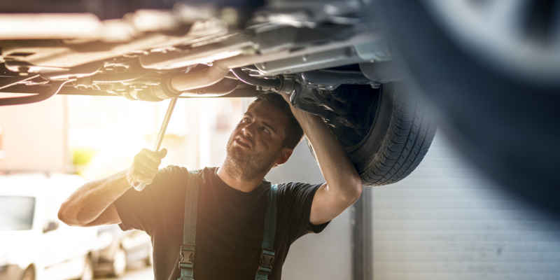 4 Safety Precautions to Follow During Auto Repair