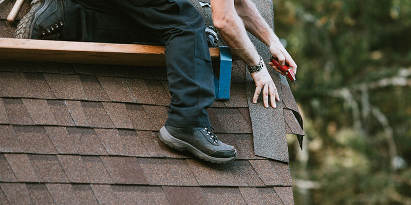 4 Points to Hammer Down While Interviewing Roofing Companies