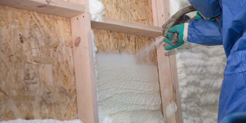 3 Benefits of Hiring Insulation Companies to Repair or Replace Insulation 