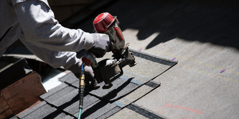 3 Reasons Why You Should Work with Experienced Commercial Roofing Contractors Only