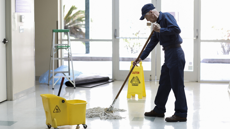 5 Reasons Why Janitorial Cleaning Services Are a Wise Investment