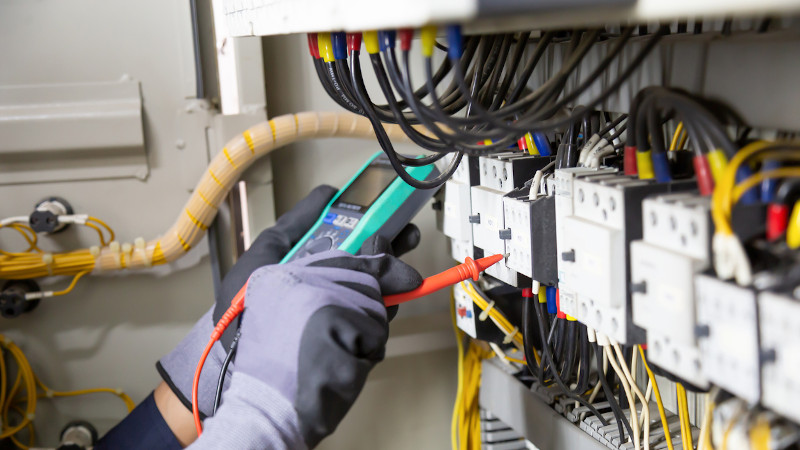 4 Benefits of Regular Electrical Maintenance on Your Home