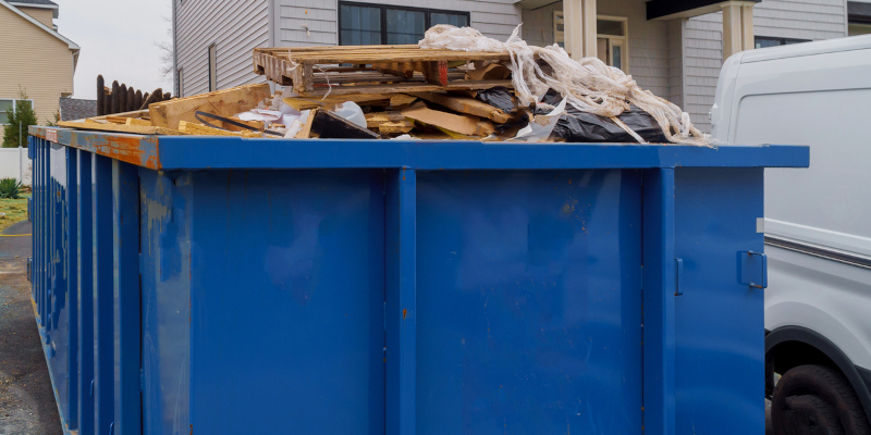 3 Benefits of Roll Off Containers for a Business