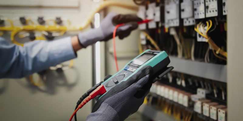 The Ultimate Guide to Choosing a Reputable Electrician